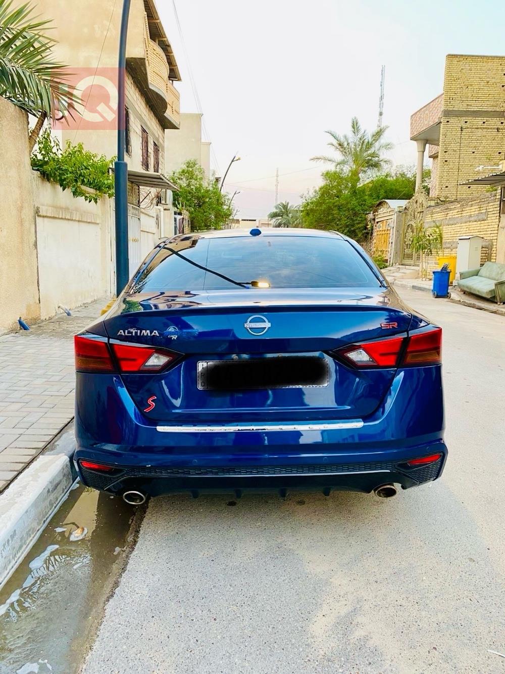 Nissan Altima